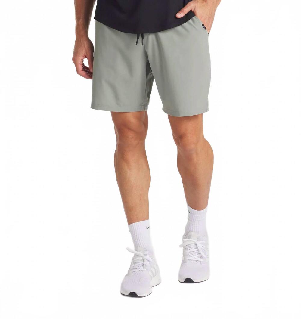 NEW UNRL men's stride short in olive